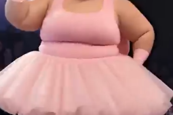 👑 Pink Tulle Revolution! From Curves to Crown — The Unstoppable Dancer Who’s Breaking All Limits! 💃✨