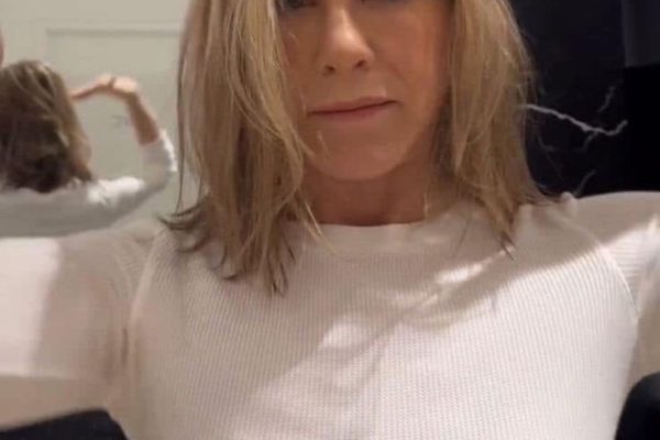 Jennifer Aniston Shows 0ff More Than She Wanted, Hold Your Breath…