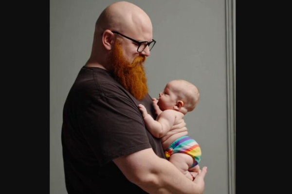 MY HUSBAND TOLD ME I “DID NOTHING ALL DAY” — SO I HANDED HIM THE BABY AND WALKED OUT WITH JUST MY KEYS