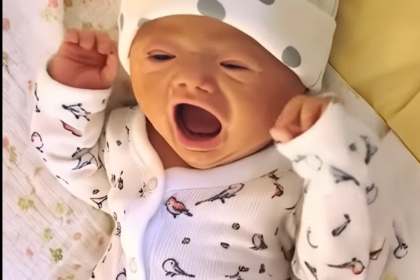 Mom shocked by her baby after birth, her words now spread like forest fire!