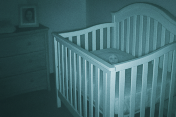 😱 She Saw a Face in Her Baby Monitor — But Her Baby Was at Daycare