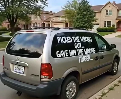 “I Thought I Knew Him—Until I Read the Words on His Car
